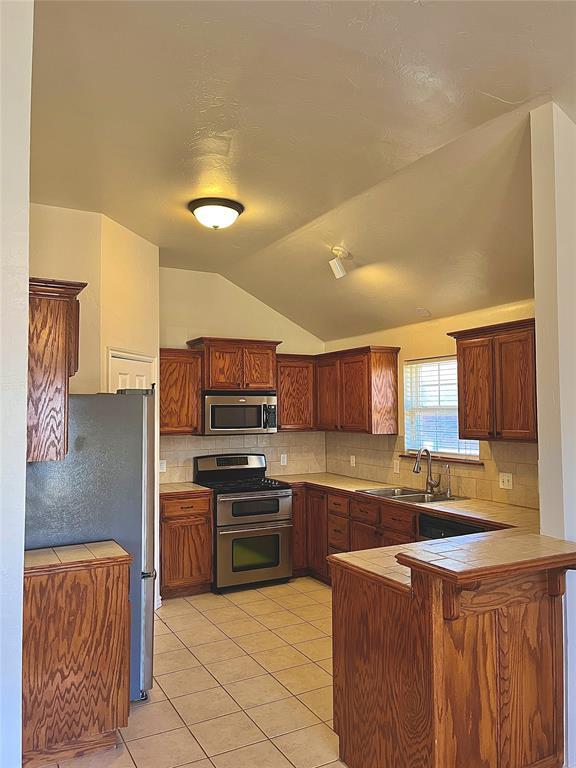 Photo - 929 Eagle Cliff Dr