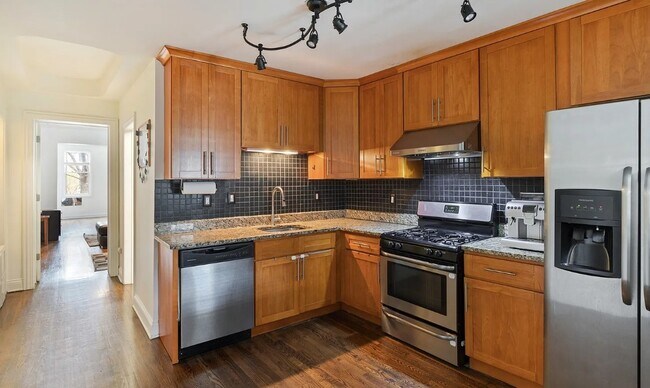 Photo - 1350 N Bell Ave Unit 1