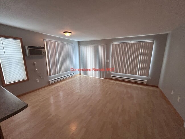 Photo - 545 4th Ave SW Unit 1