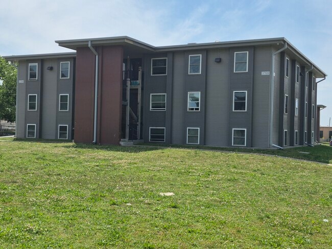 Photo - South Creek Apartments