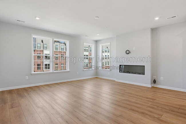 Photo - 227 Brattice Dr