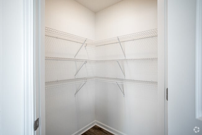 3BR, 2.5BA Darwin - 1,749SF Pantry - Mockingbird Meadows