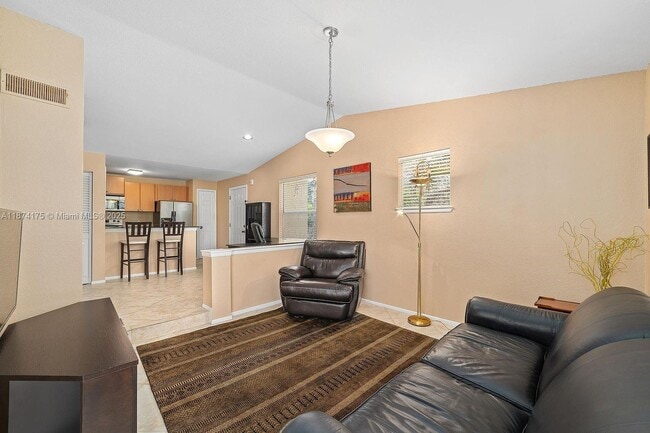 Photo - 1760 Palm Cove Blvd Unidad 5-201