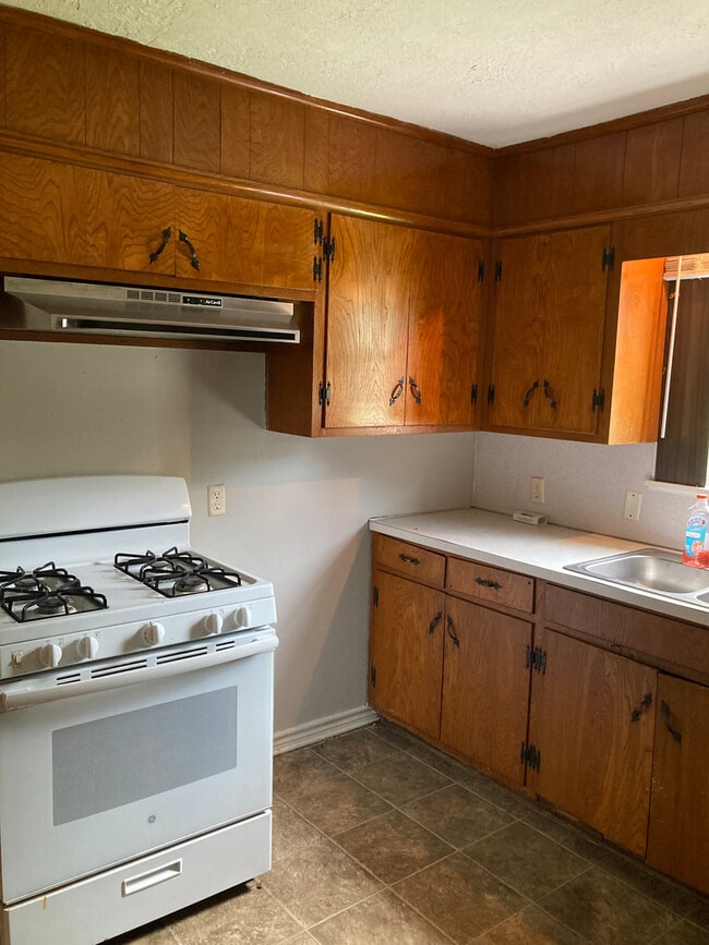 Photo - 9590 Gardner St