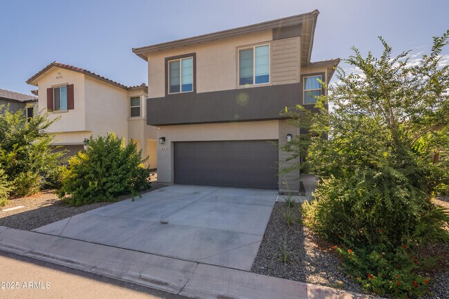 Photo - 4831 S Molly