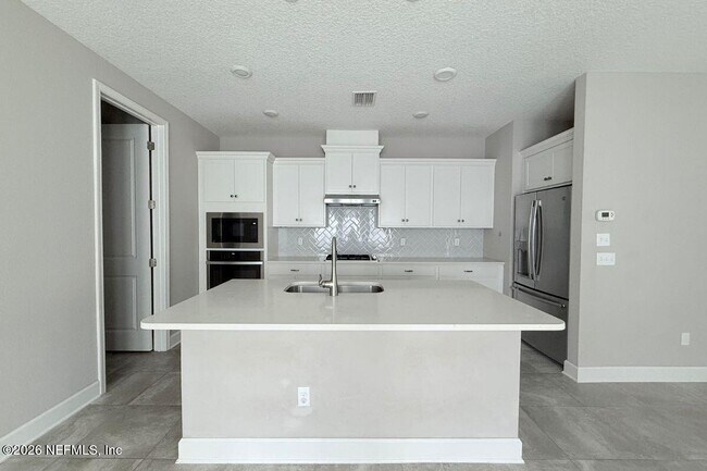 Photo - 192 Vista Lake Cir