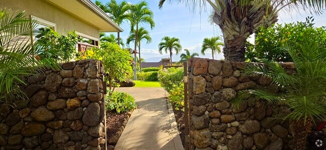 Building Photo - 202 Paia Pohaku Pl Rental