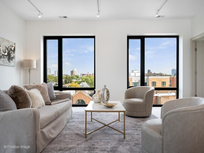 Photo - 3202 N Racine Ave Unit #206