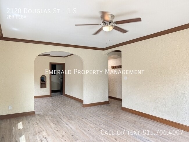Photo - 2120 Douglas St Unit 1 S