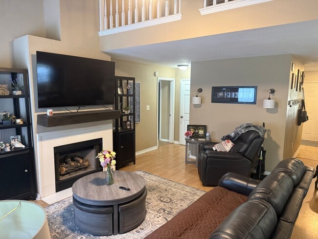 Photo - 4 Bedroom in Bluewater Bay (Professional Pictures Coming Soon!)