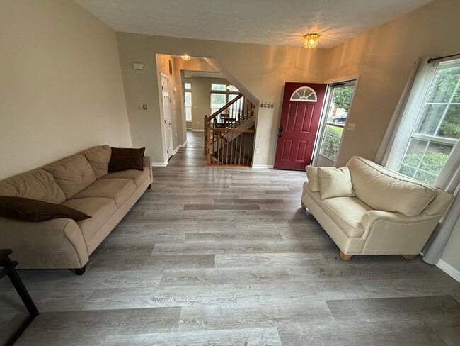 Photo - 315 Timberbrook Ct