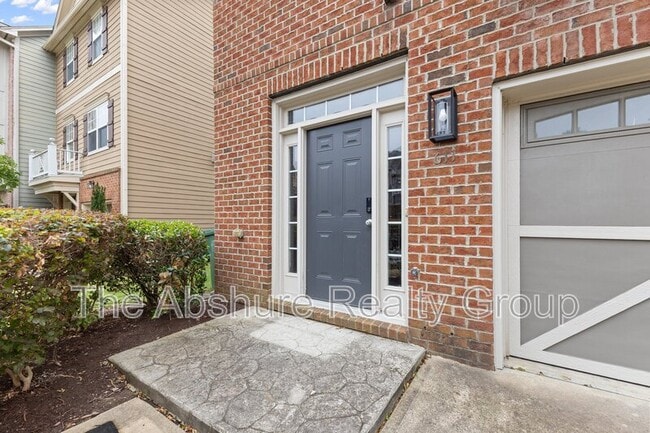 Photo - 611 Carlton Commons Ln