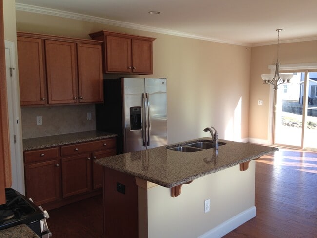 Photo - 7637 Weathered Oak Way