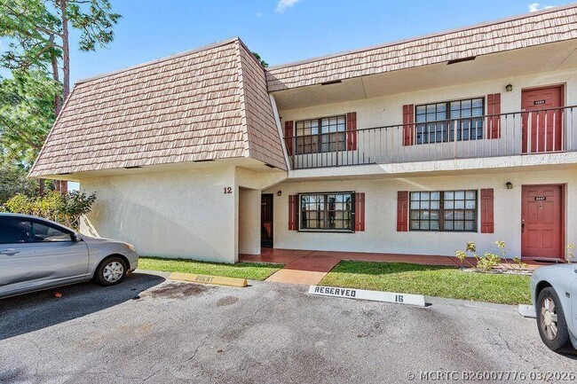 Building Photo - 4245 Oak Terrace Dr