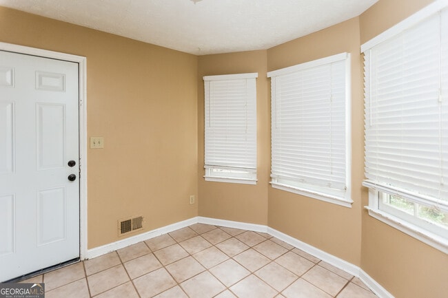 Photo - 5851 Taylor Creek Dr