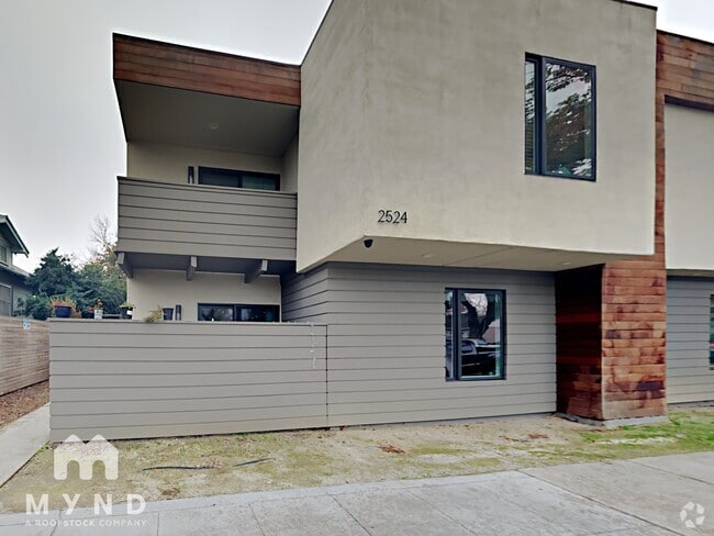 Building Photo - 2524 T St Rental