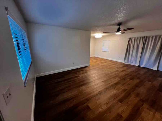 Photo - 543 Silver Course Ct