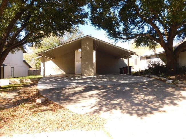 Building Photo - 2408 Burleson Ct Rental