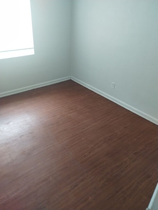 Photo - Lambert St Duplex Unit 1831