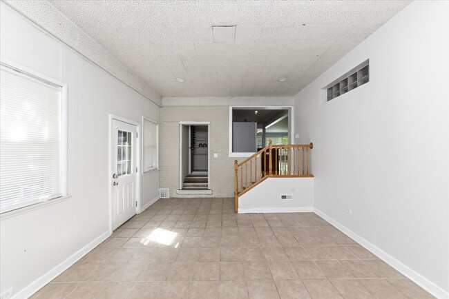 Photo - 8943 Ewing Ave