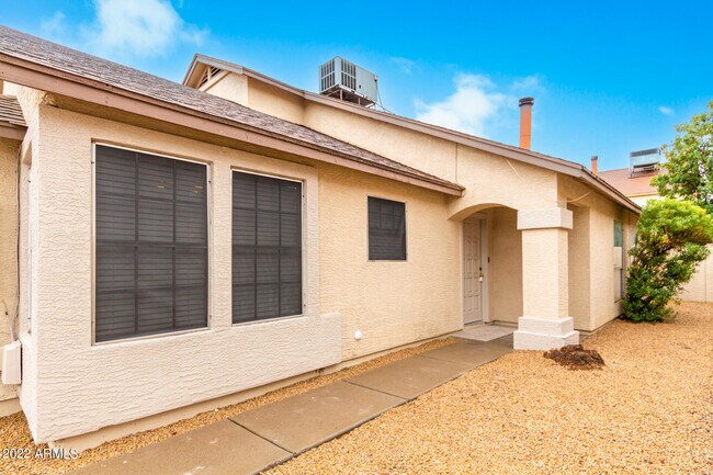 Photo - 509 E Rimrock Dr