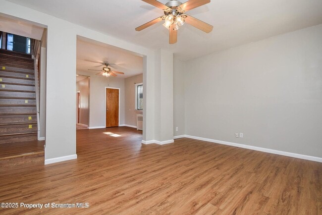 Photo - 1225 1/2 S Irving Ave