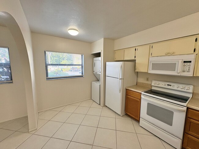 Photo - 1st Floor Apartment with Pool, Tennis Court & More in North Fort Myers