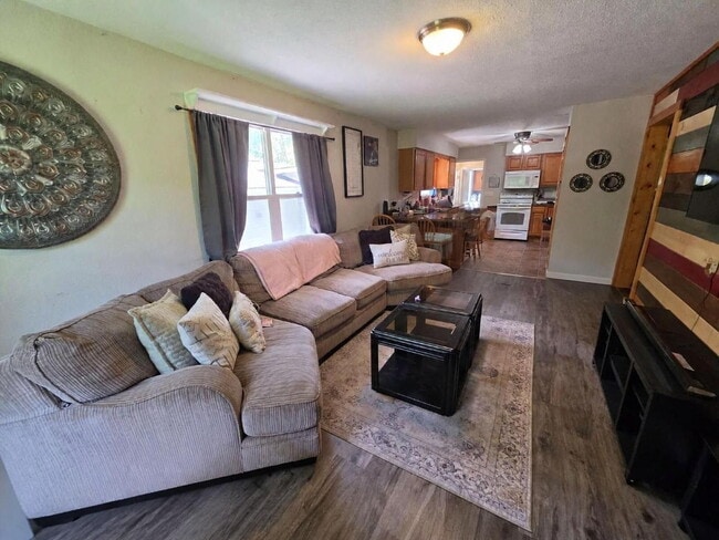 Photo - Country Living on 2.5 Acres Just Minutes from Eau Claire – 3 Bedroom Home with Bonus Rooms, Garag...