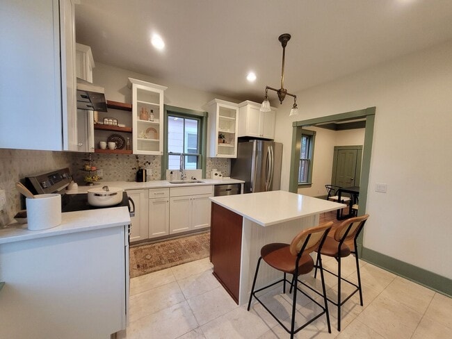 Photo - Beautifully renovated home in the highly d...