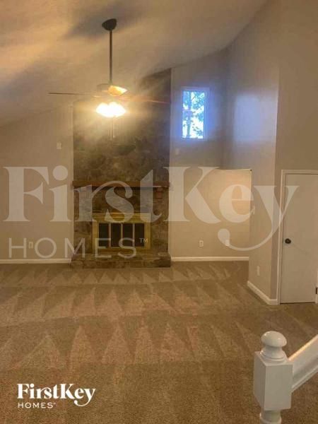 Photo - 2876 Fieldstone Dr SE