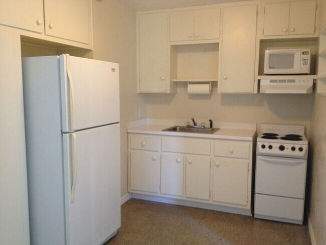 Photo - 5116-5118 Canal Rd Unidad CA-2