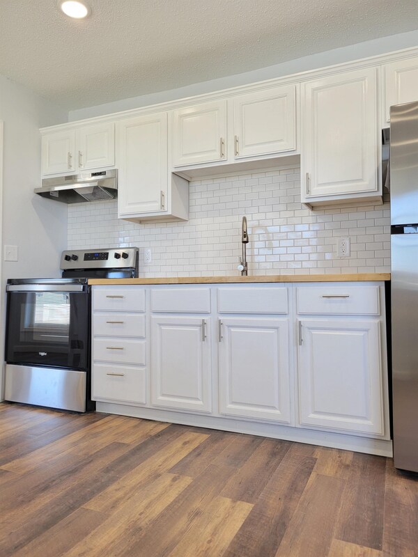 Photo - 2255 Fairfax Dr