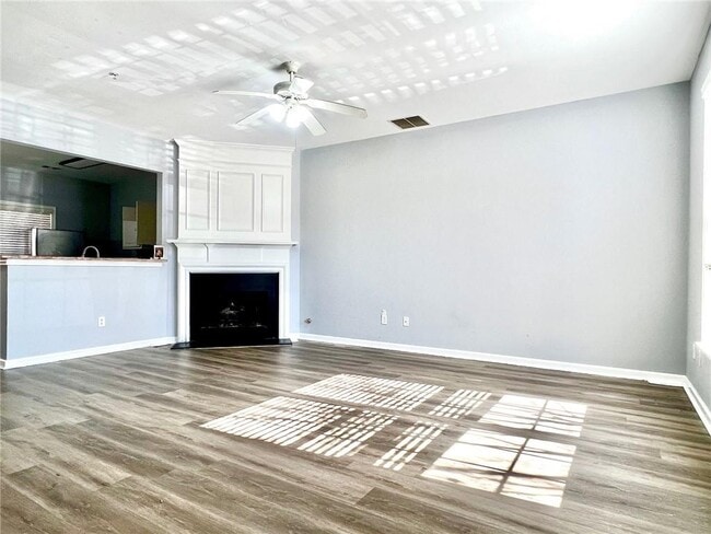 Photo - 1605 Kilmington Ct