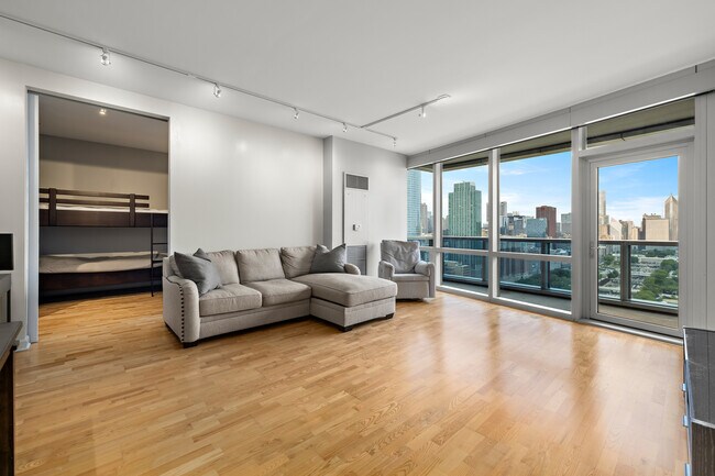 Photo - 1211 S Prairie Ave Unit 3205