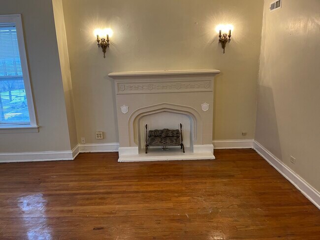Photo - 7920 S Trumbull Ave Unit 2fl.