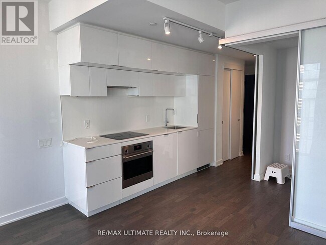 Photo - 185 Roehampton Ave Unité 1902
