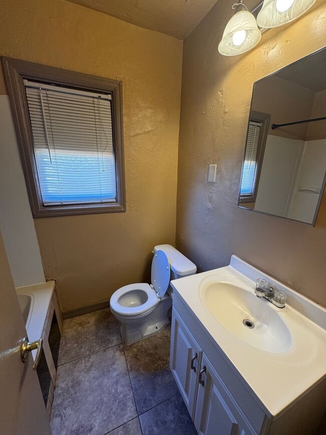 Photo - 122 N Wilbur Unit 1