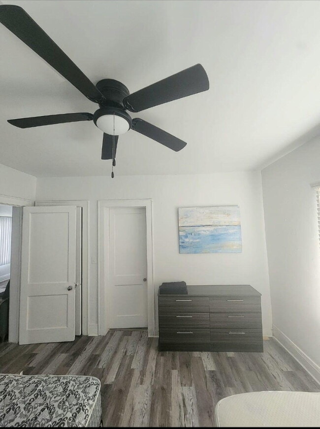 Photo - 817 Tyler St Unit 3