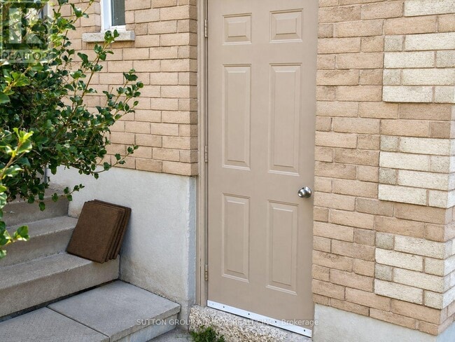 Photo - 101 Hodgson Dr