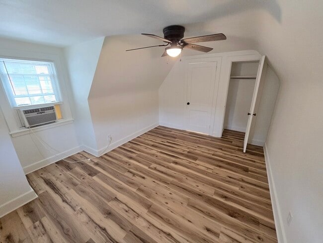 Photo - CUTE & COZY 2BED/1BATH DUPLEX FOR RENT - U...