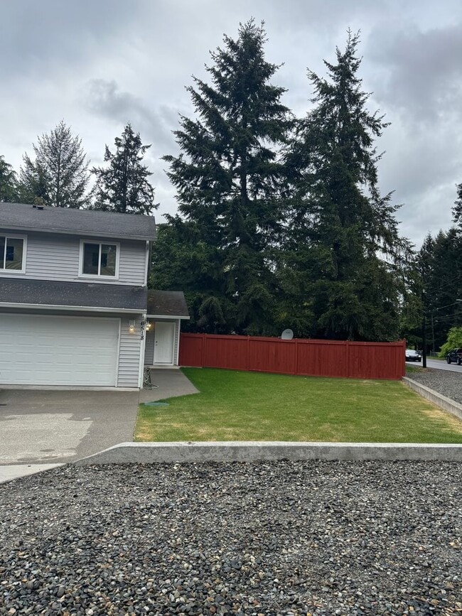 Spacious 3-Bed Duplex Retreat in Tacoma: 1... - Spacious 3-Bed Duplex Retreat in Tacoma: 1... House