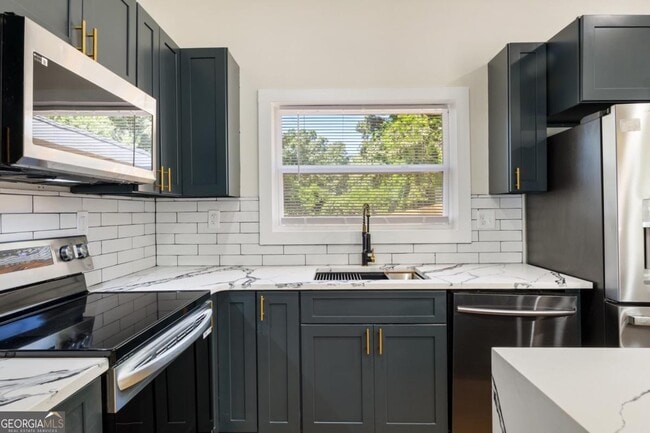 Photo - 2555 Flagstone Dr SE