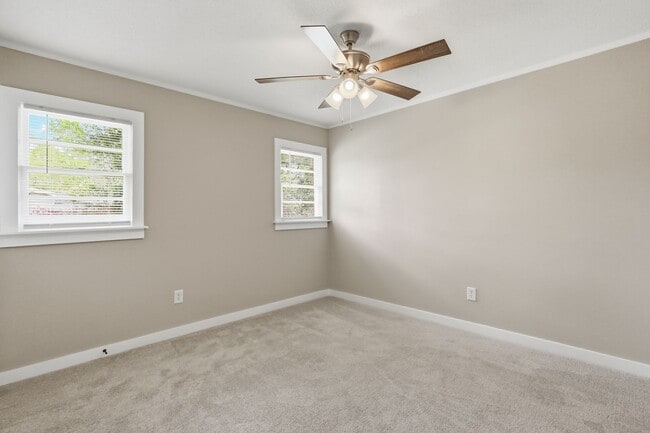 Photo - 3 bed/2.5 bath home FOR RENT!!