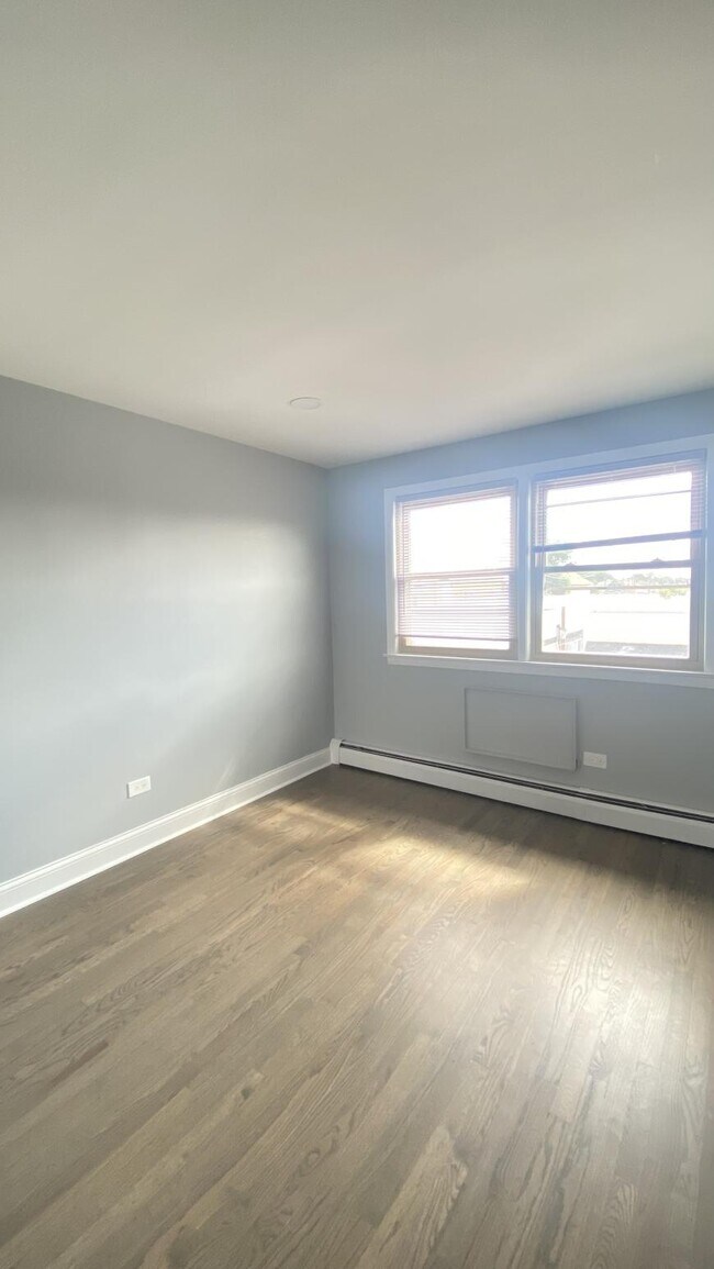 Photo - 2 bedroom in Chicago IL 60634 Unit 3N