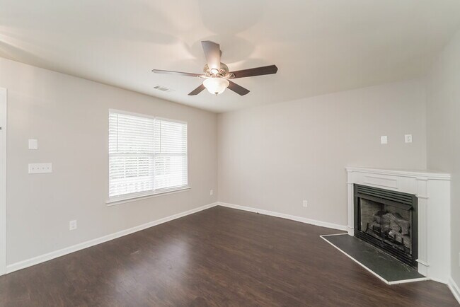 Photo - 5713 Henderson Oaks Dr