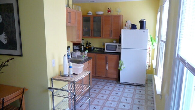 Photo - 134 Chapin Ave Unit #3
