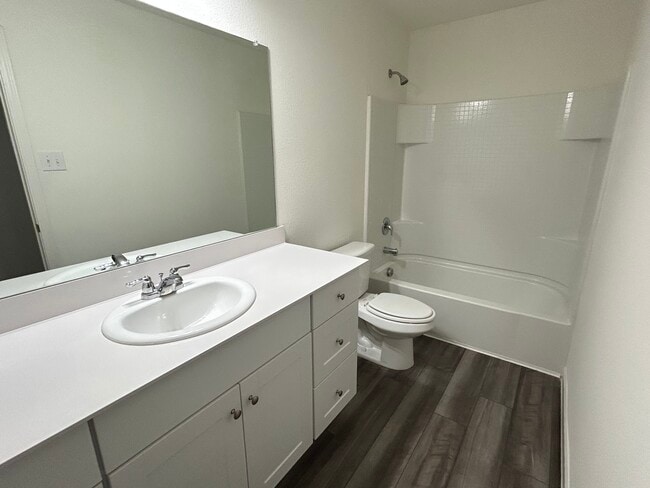 Photo - 1902 Marquette Dr