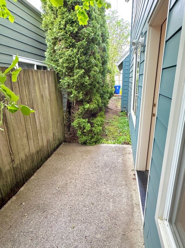 Photo - ROMAA01 Unit 6937