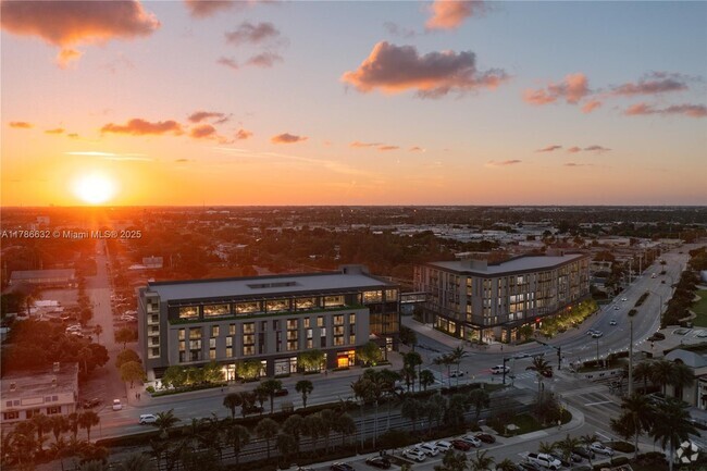 Building Photo - 3801 N Dixie Hwy Unit 404 Rental