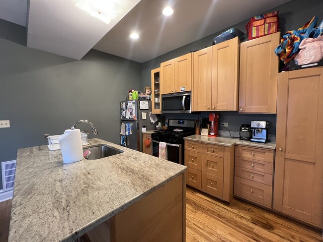 Photo - 3541 W Jackson Blvd Unit 2r